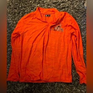 Ladies Cleveland Browns size large pullover long sleeve shirt